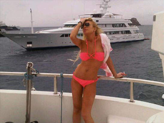 Lindsay Lohan Hottest Bikini