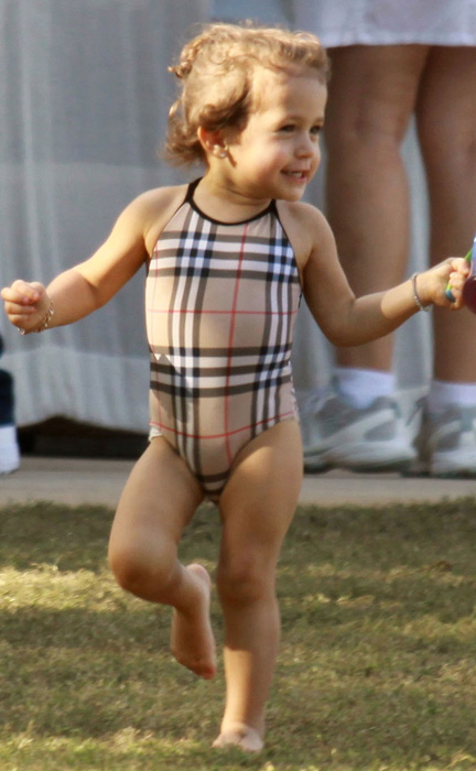 http://www.hollywoodlife.com/wp-content/uploads/2010/07/070910_cutestbabies_emmeanthony.jpg